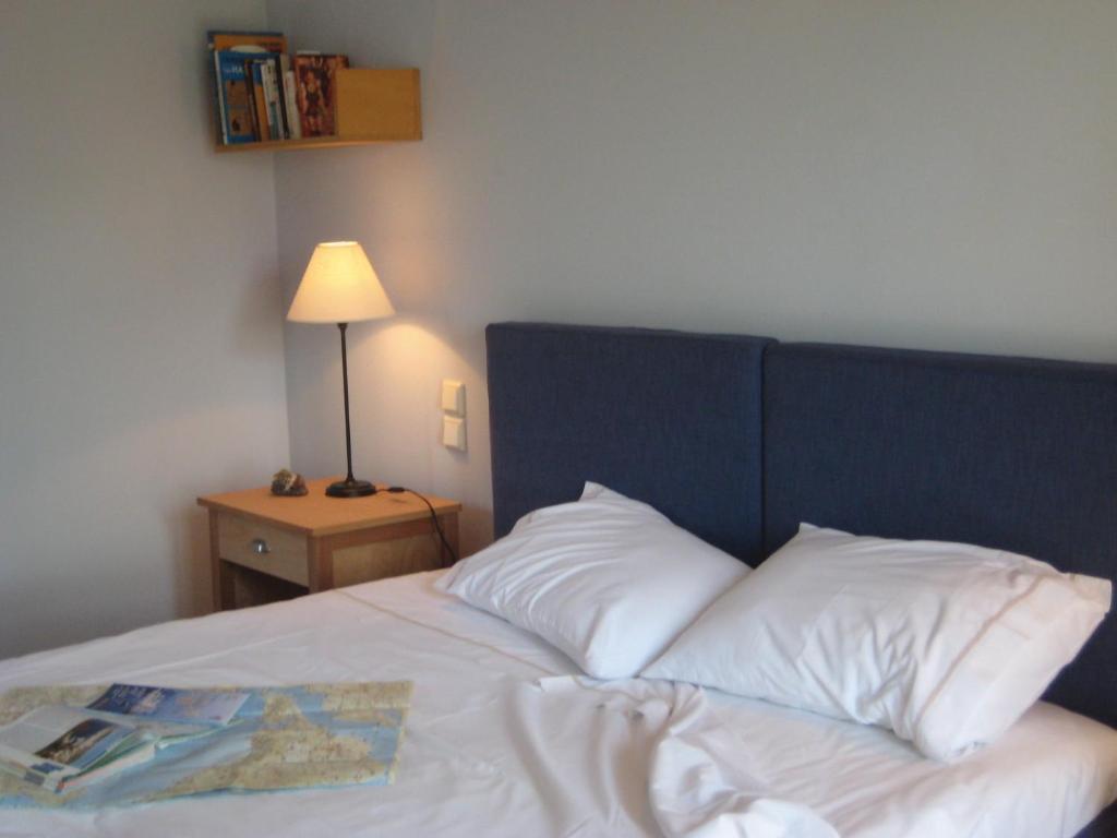 Eleonas Hotel Ровиес Екстериор снимка